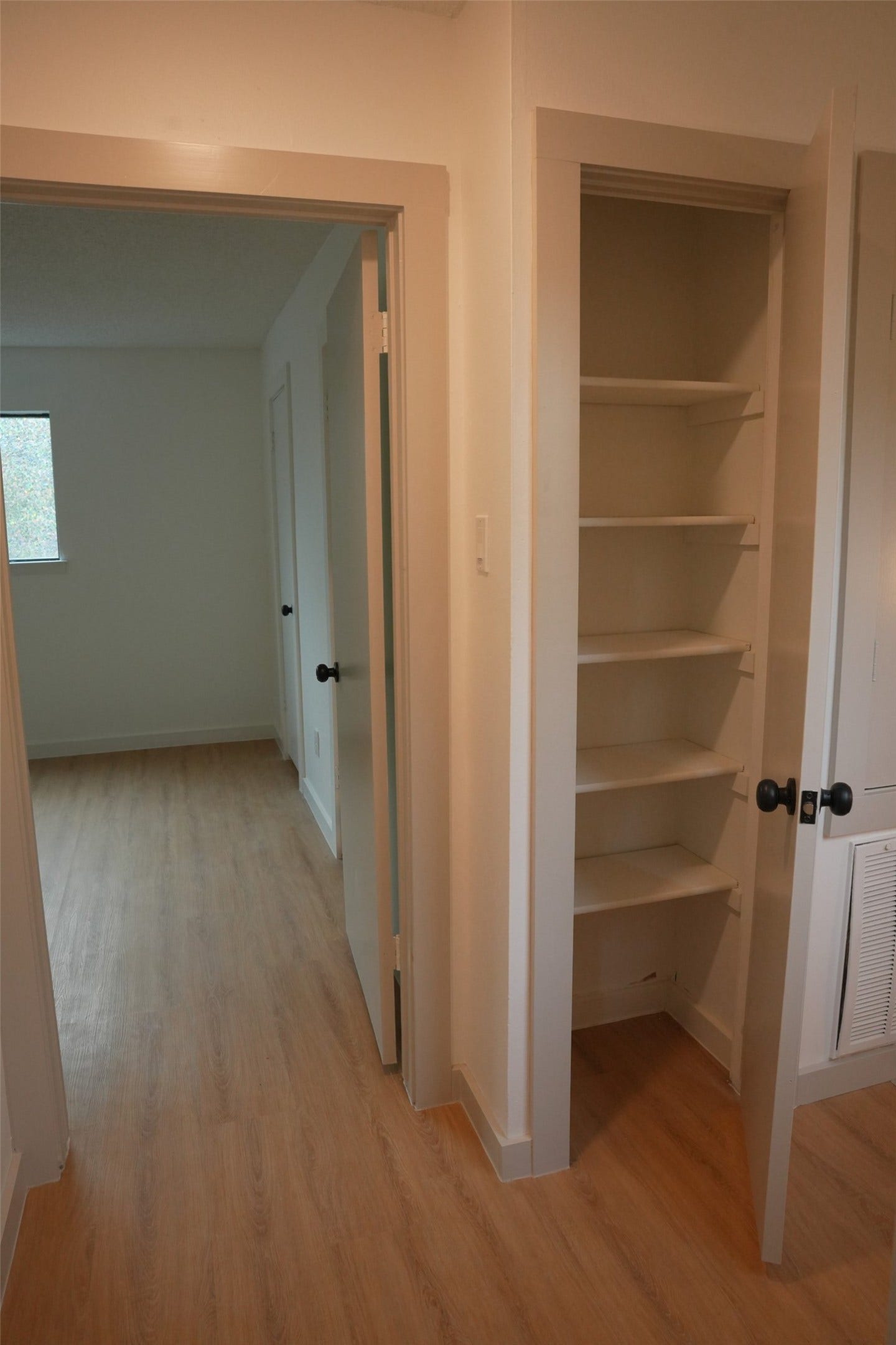 880 Tully Road, #26, Houston, TX 77079 880 Tully Road, #26, Houston, TX 77079