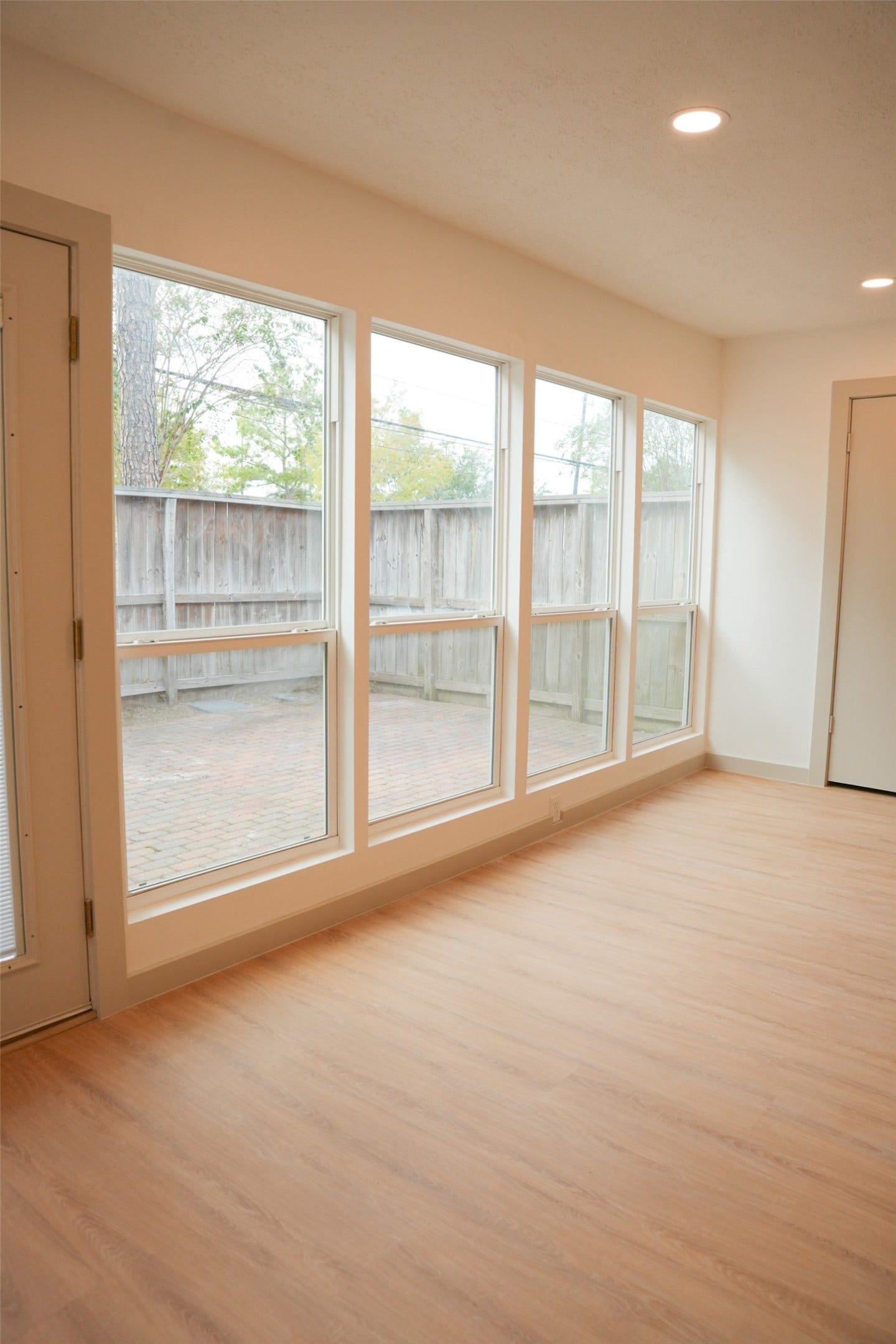 880 Tully Road, #26, Houston, TX 77079 880 Tully Road, #26, Houston, TX 77079