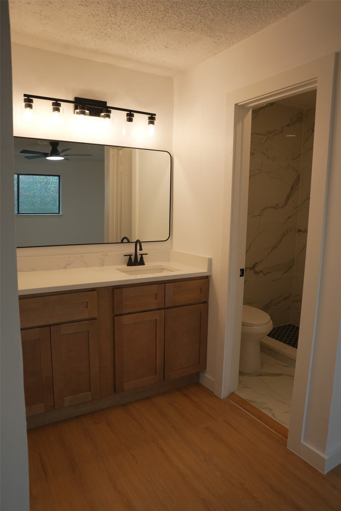 880 Tully Road, #26, Houston, TX 77079 880 Tully Road, #26, Houston, TX 77079