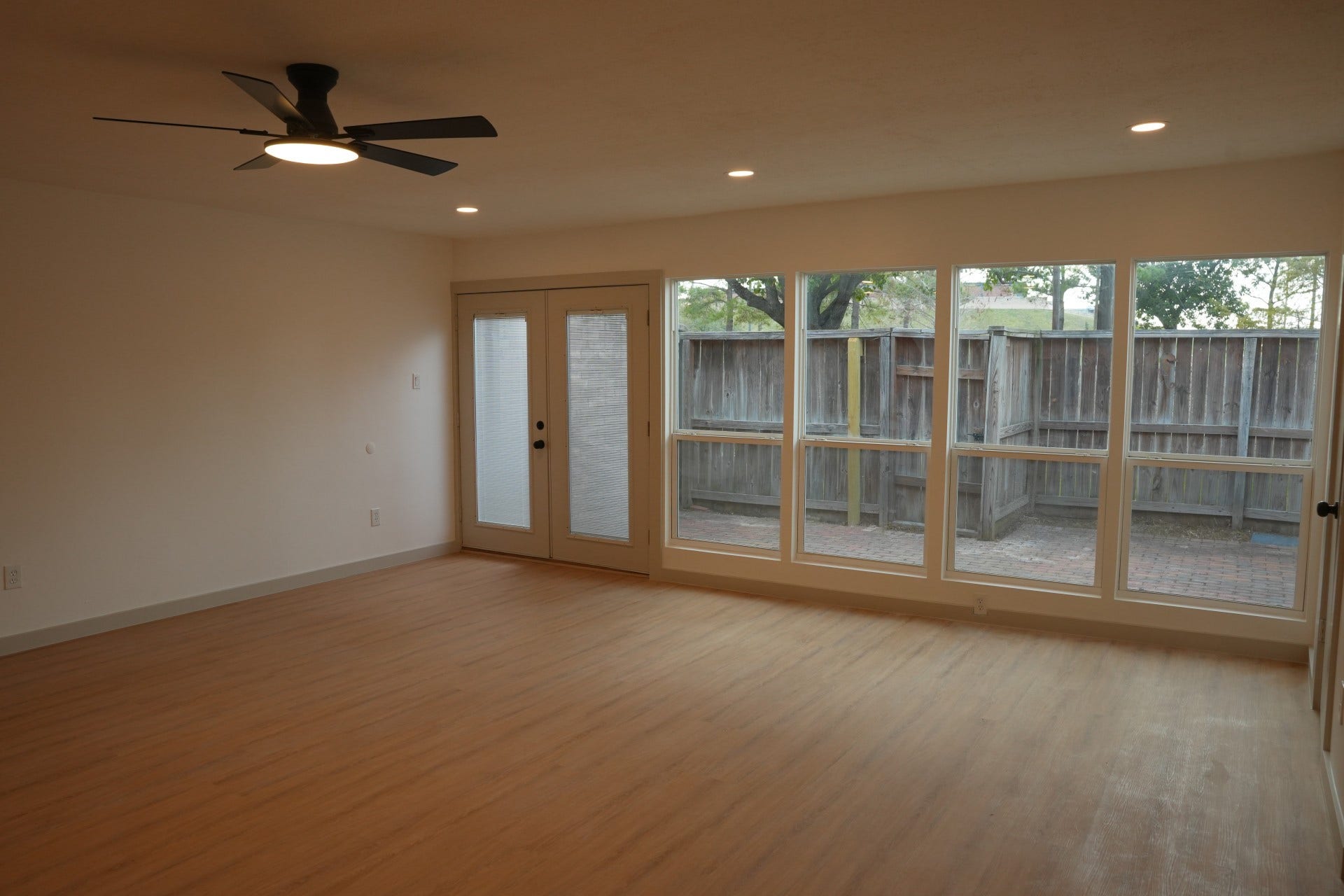 880 Tully Road, #26, Houston, TX 77079 880 Tully Road, #26, Houston, TX 77079