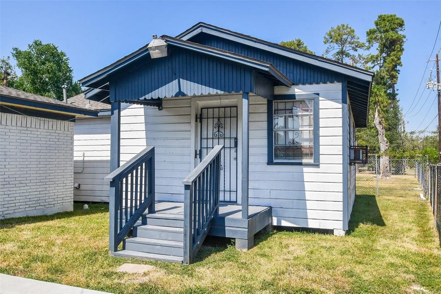 Property photo for 8321 Homewood Lane, #C, Houston, TX
