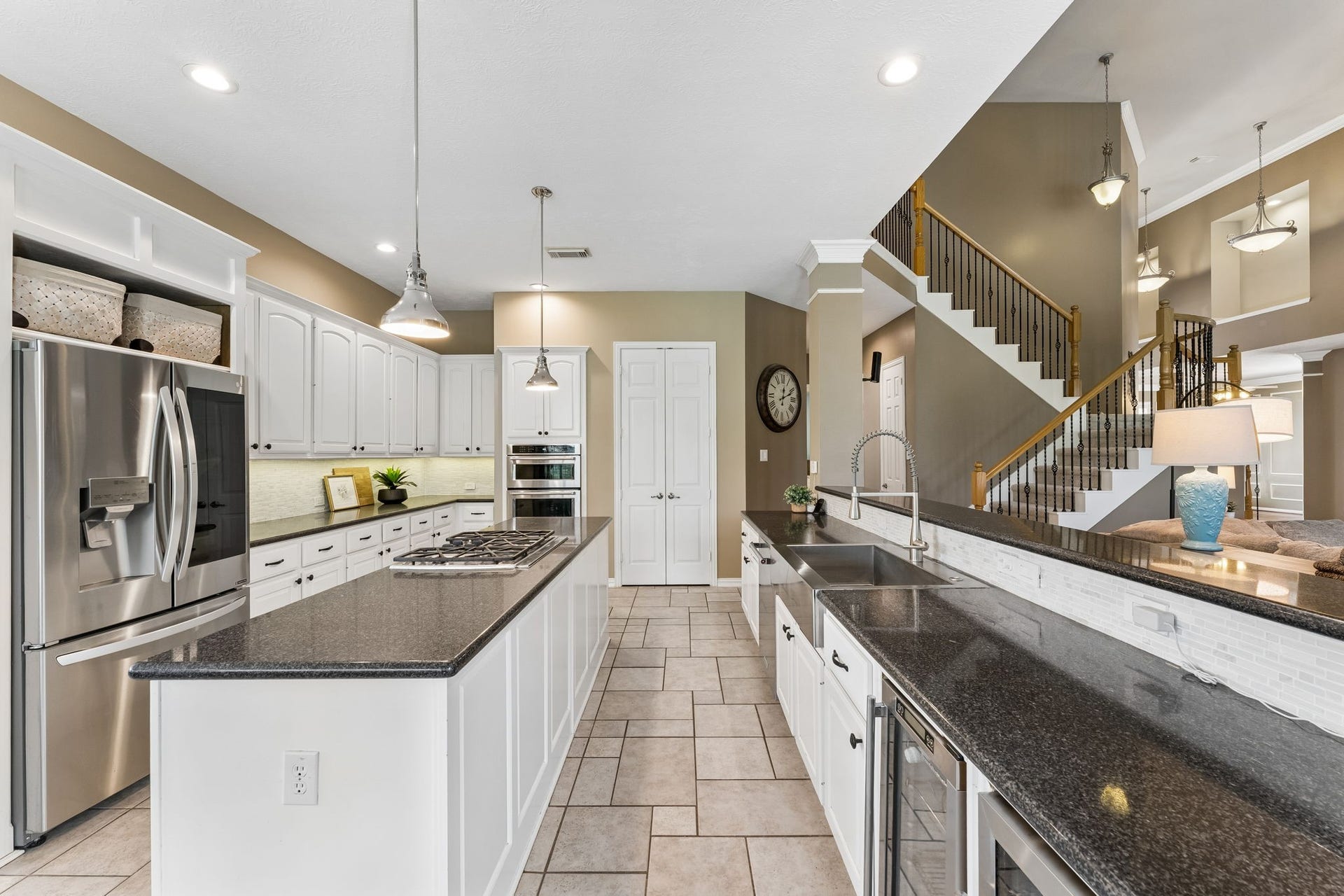 7806 Silent Forest Drive, Sugar Land, TX 77479 7806 Silent Forest Drive, Sugar Land, TX 77479
