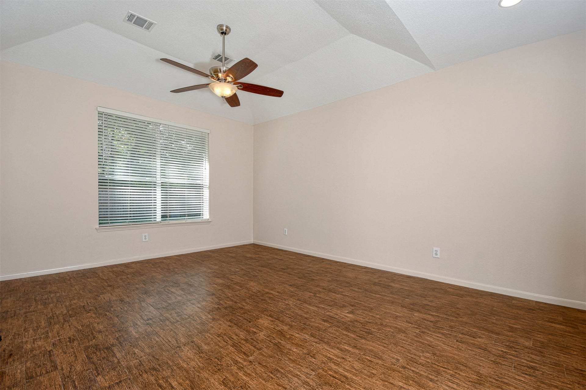 65 W Night Heron Place, The Woodlands, TX 77382 65 W Night Heron Place, The Woodlands, TX 77382