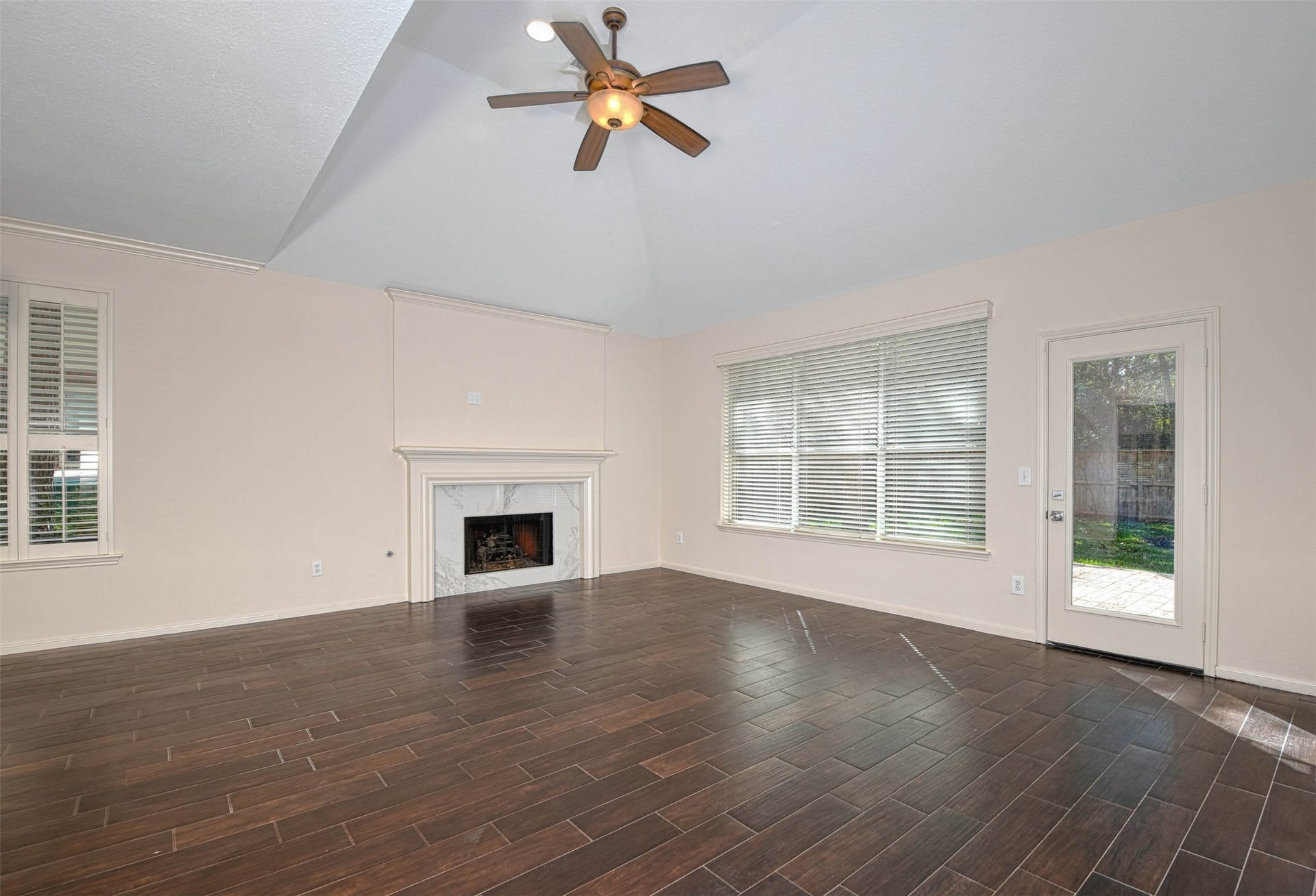 65 W Night Heron Place, The Woodlands, TX 77382 65 W Night Heron Place, The Woodlands, TX 77382