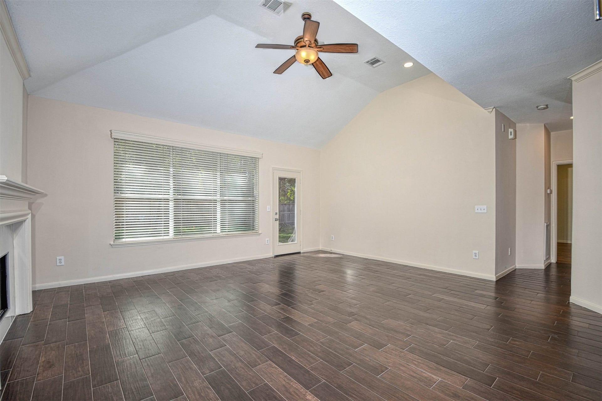 65 W Night Heron Place, The Woodlands, TX 77382 65 W Night Heron Place, The Woodlands, TX 77382