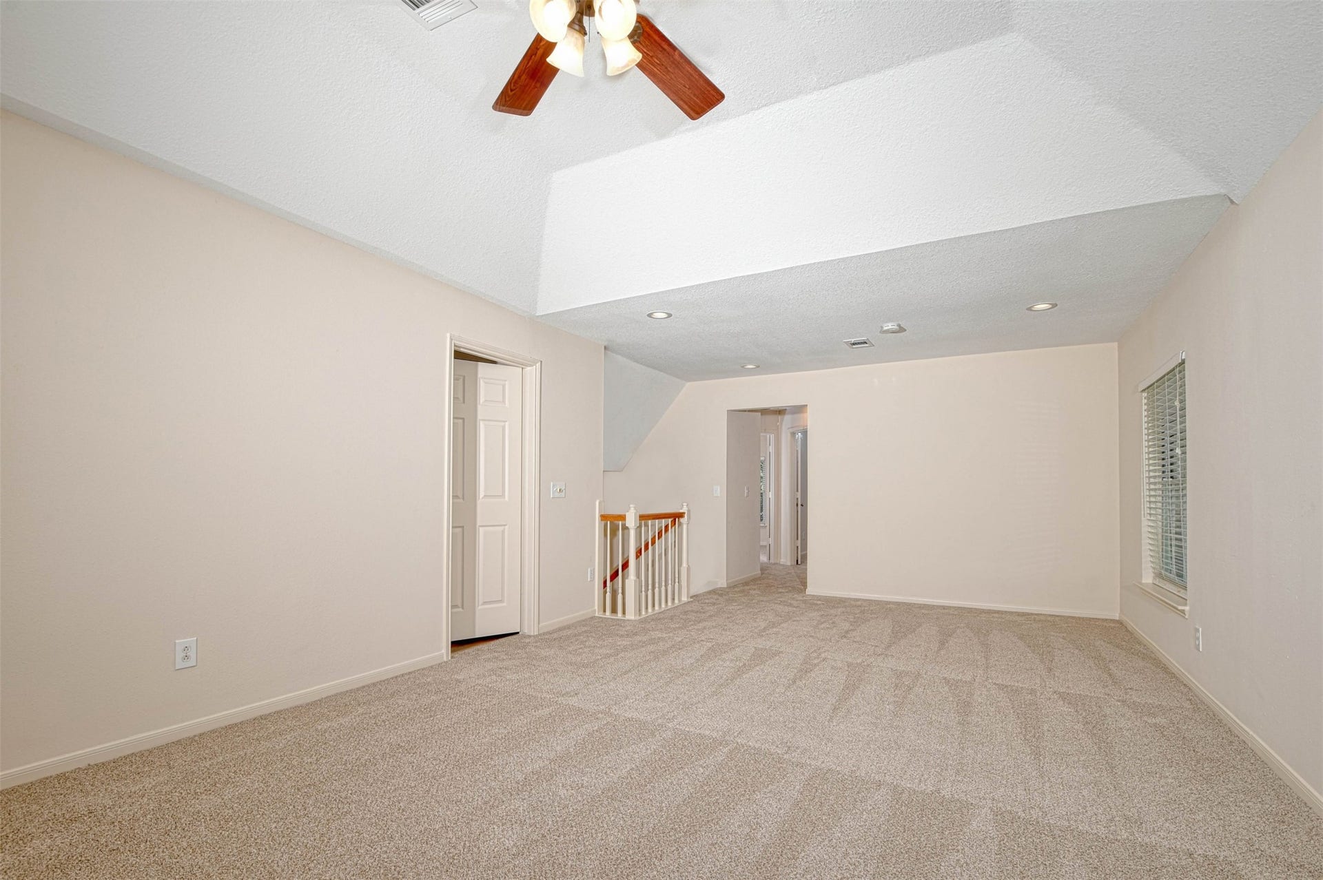 65 W Night Heron Place, The Woodlands, TX 77382 65 W Night Heron Place, The Woodlands, TX 77382