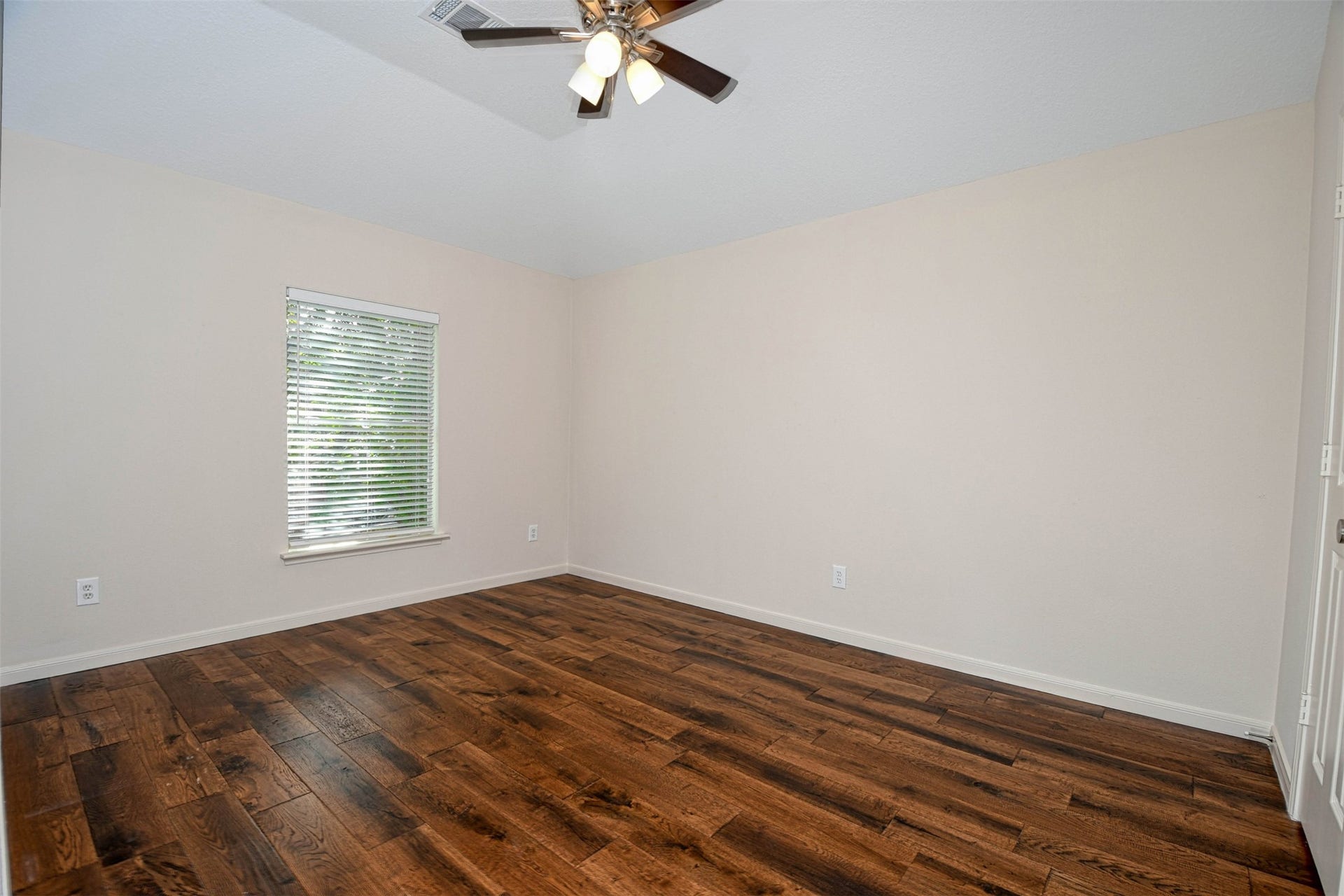 65 W Night Heron Place, The Woodlands, TX 77382 65 W Night Heron Place, The Woodlands, TX 77382