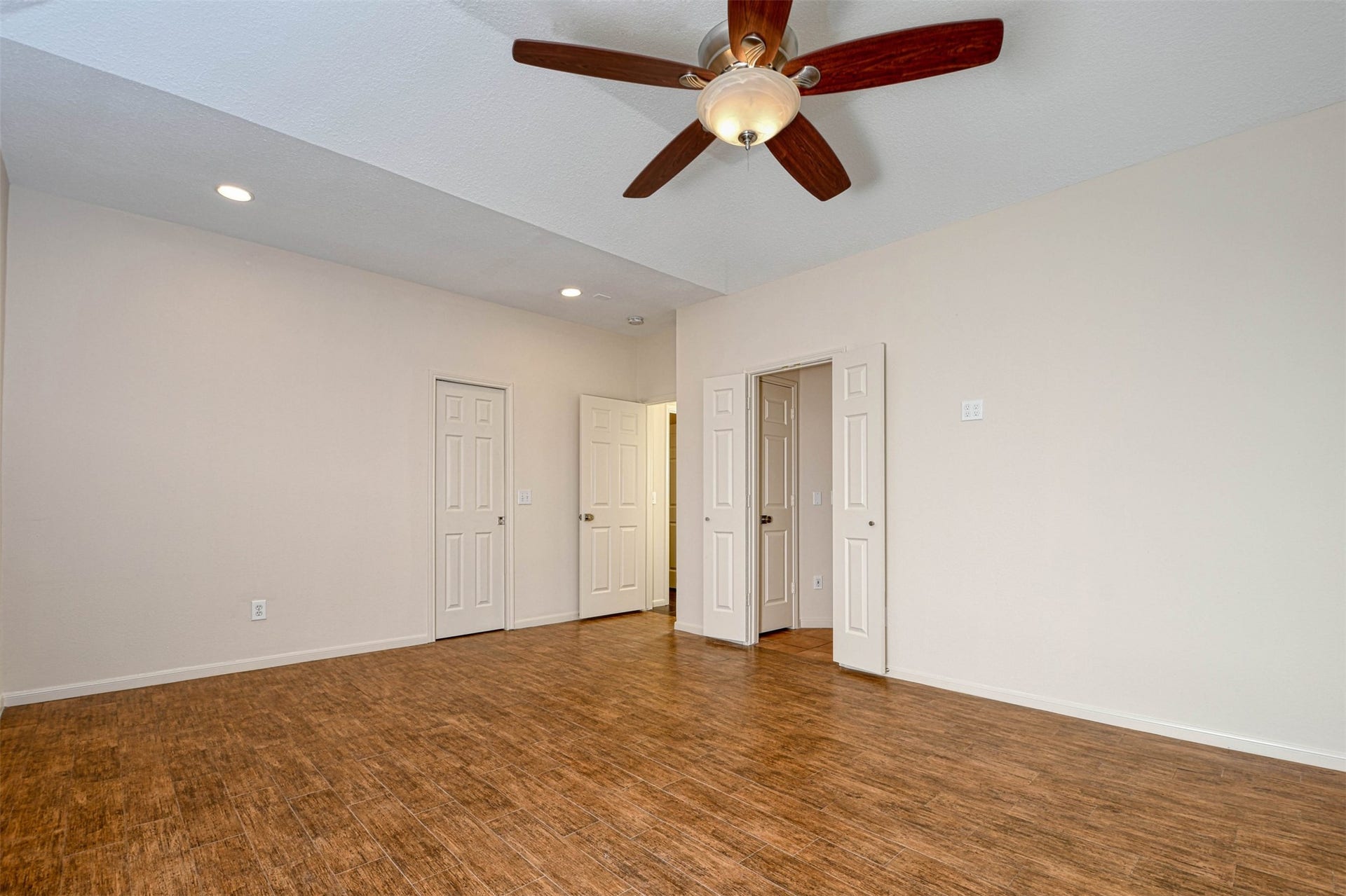 65 W Night Heron Place, The Woodlands, TX 77382 65 W Night Heron Place, The Woodlands, TX 77382