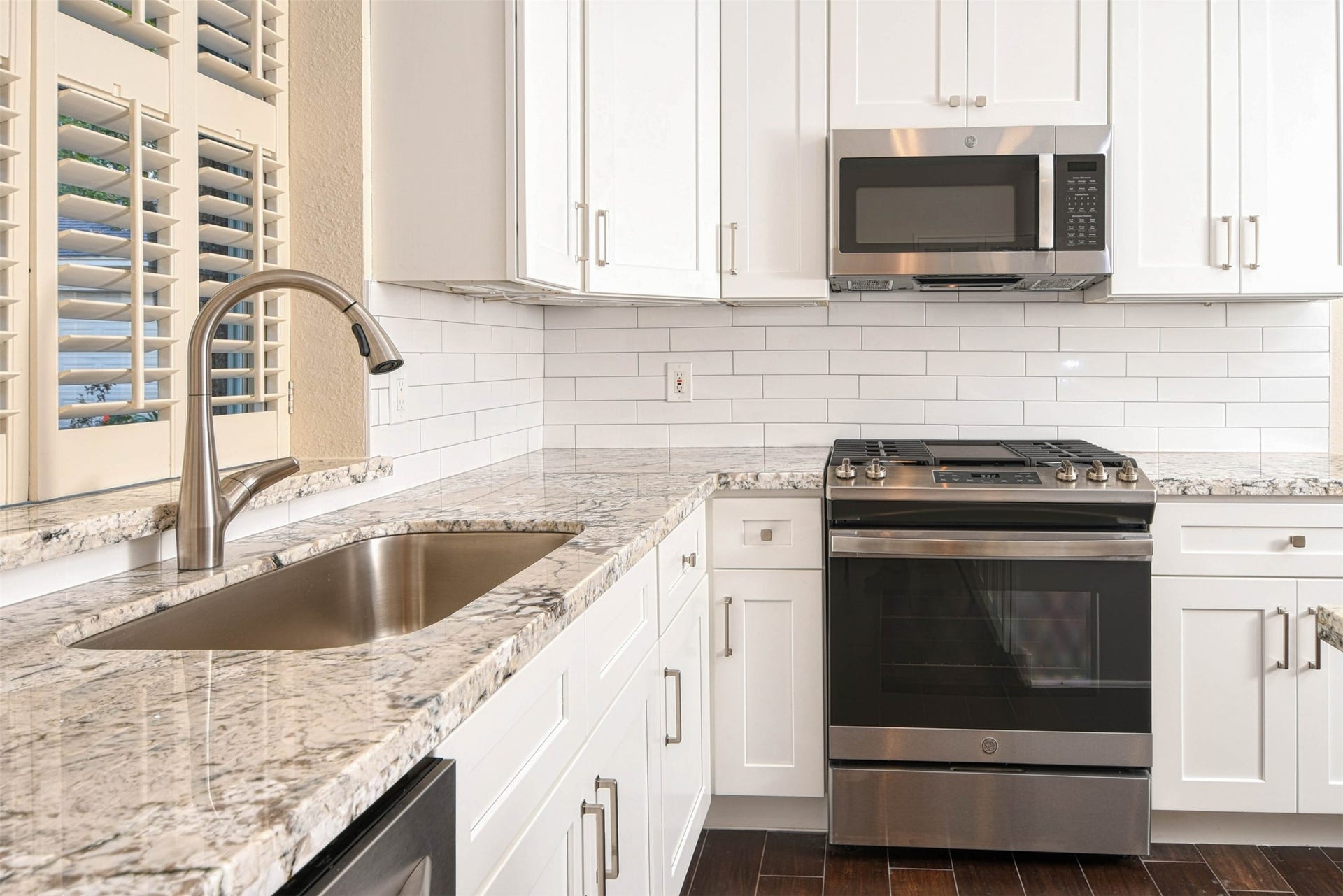 65 W Night Heron Place, The Woodlands, TX 77382 65 W Night Heron Place, The Woodlands, TX 77382