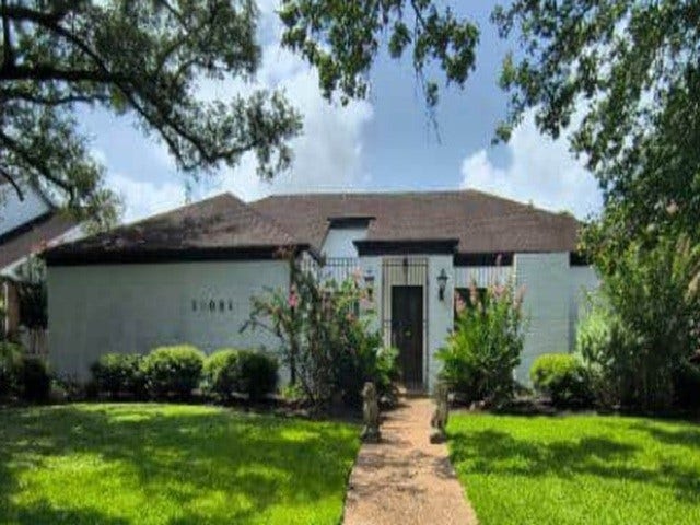 Property photo for 10031 Inwood Drive, Houston, TX