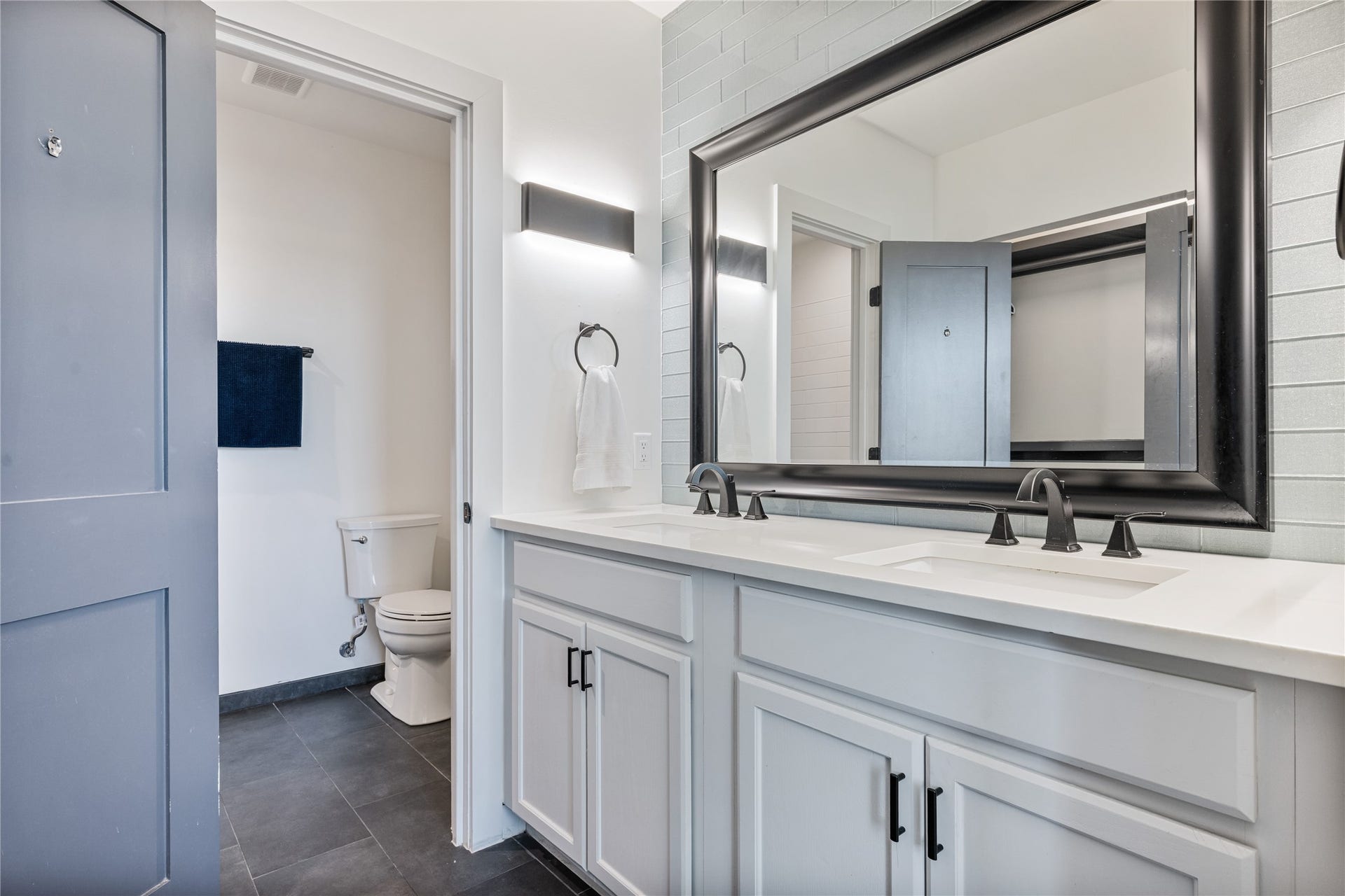 3841 Biscayne Beach Road, Crystal Beach, TX 77650 3841 Biscayne Beach Road, Crystal Beach, TX 77650