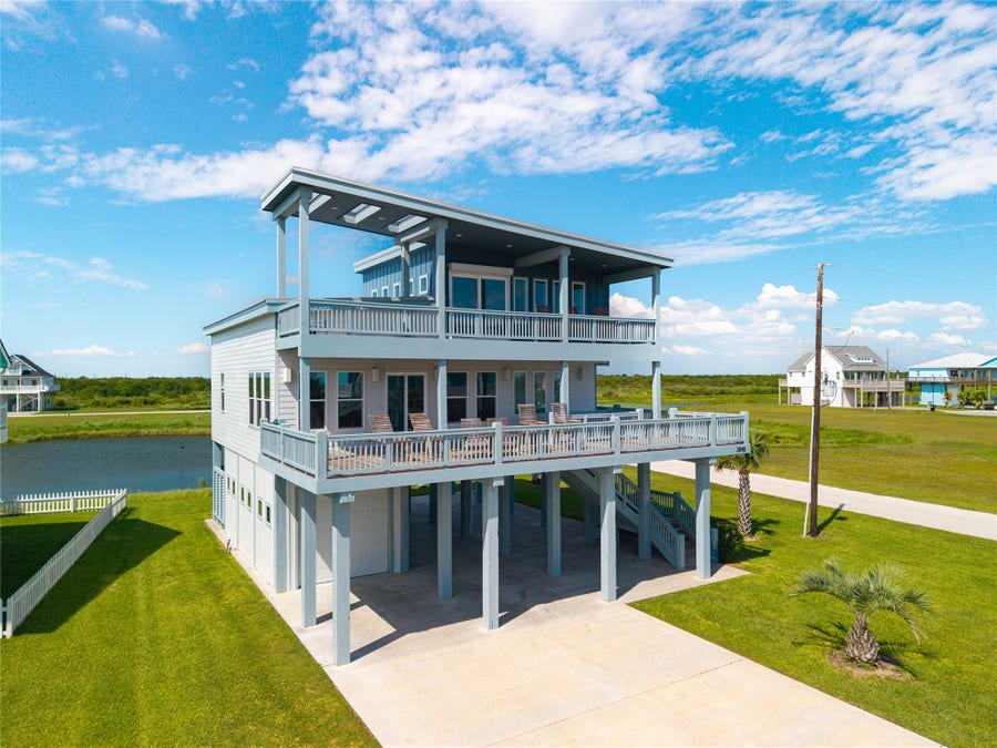 Property photo for 3841 Biscayne Beach Road, Crystal Beach, TX