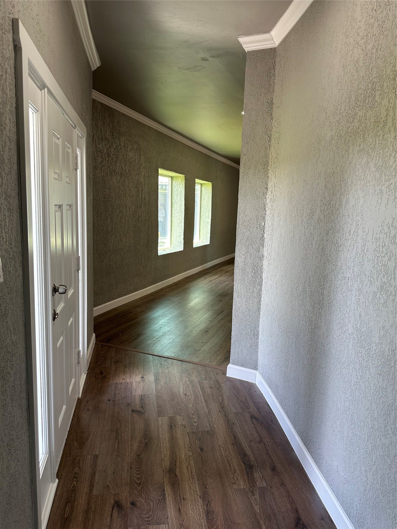 40344 Harpers Church Road, Hempstead, TX 77445 Hallway to the bedrooms