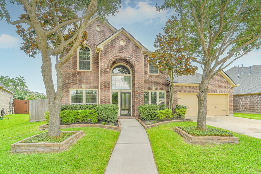 Property photo for 13607 Breakwater Path Loop, Houston, TX