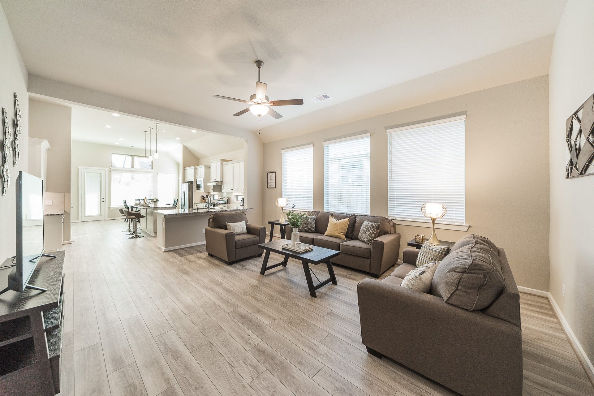 8718 Myrtle Bend Drive, Missouri City, TX 77459 Family Room