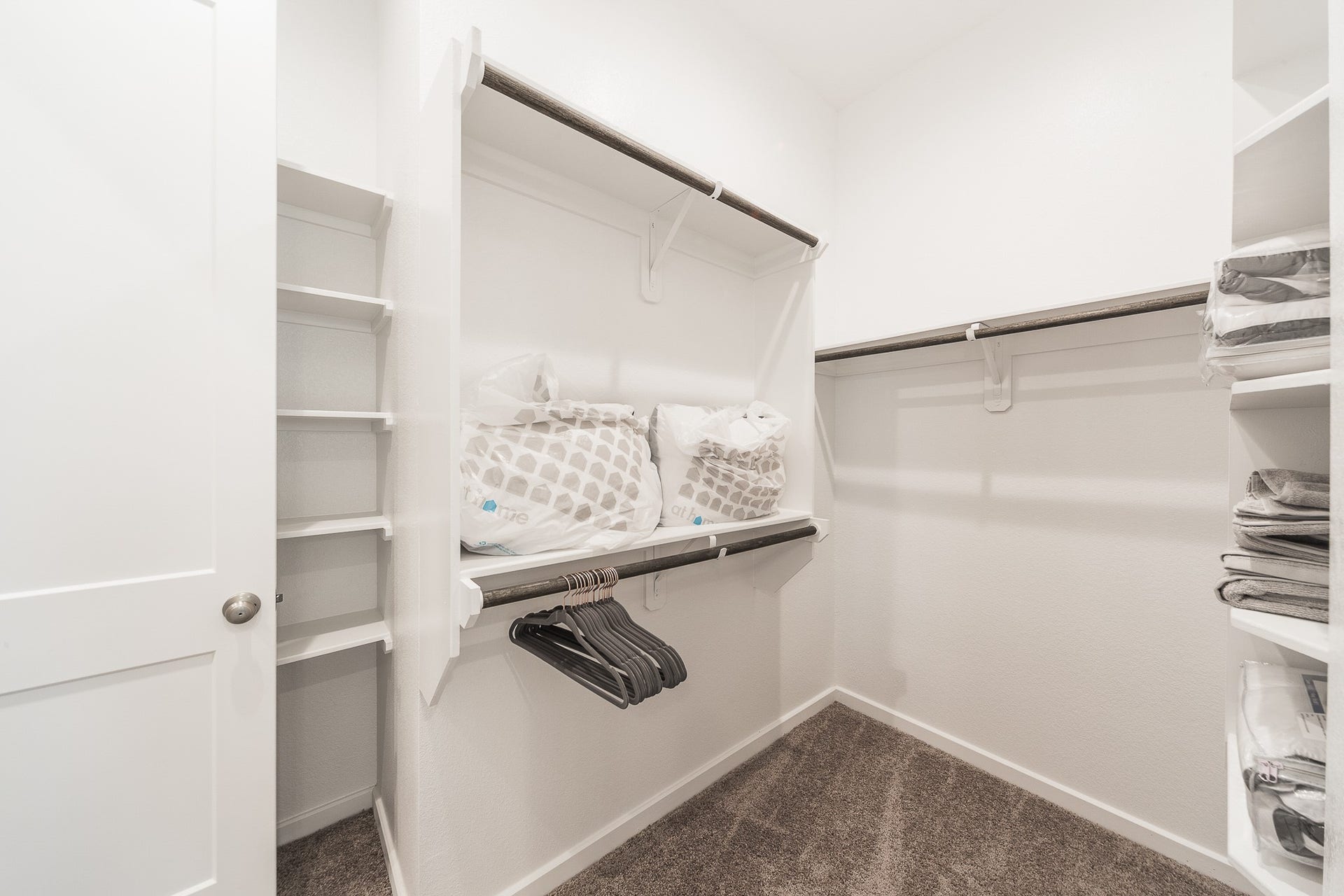 8718 Myrtle Bend Drive, Missouri City, TX 77459 Walk-in Closet