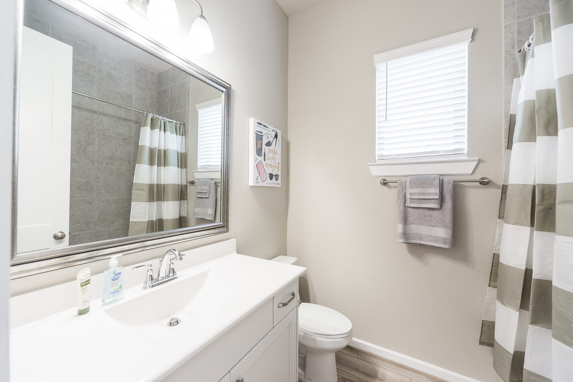 8718 Myrtle Bend Drive, Missouri City, TX 77459 Bathroom 2