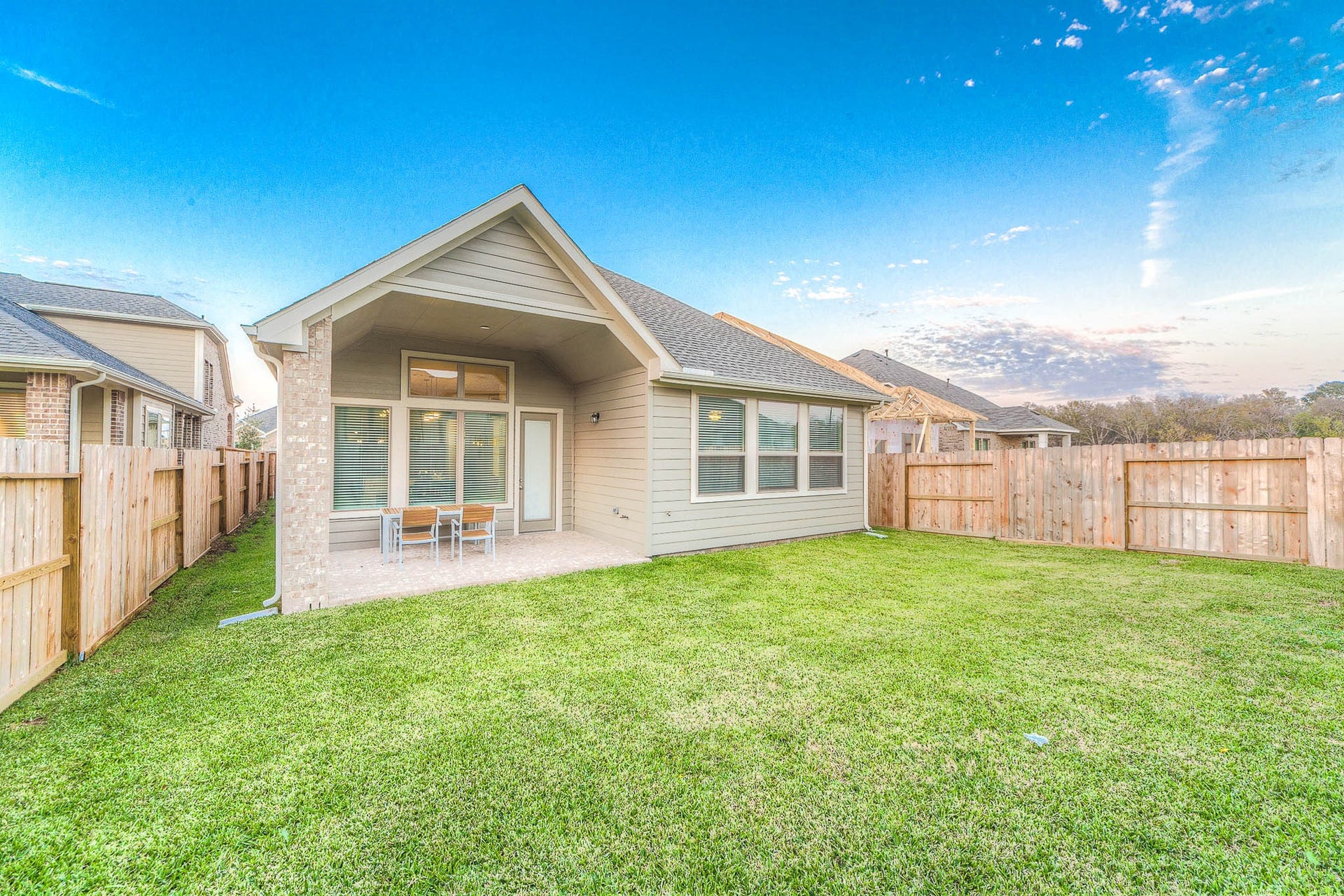8718 Myrtle Bend Drive, Missouri City, TX 77459 Backyard