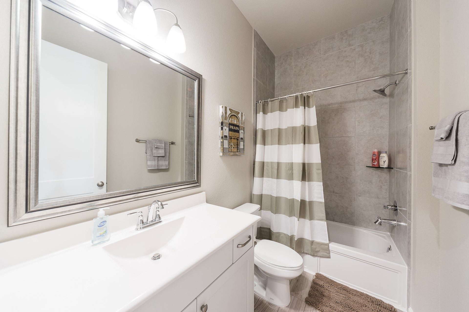 8718 Myrtle Bend Drive, Missouri City, TX 77459 Bathroom 1