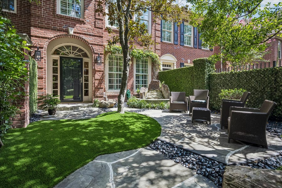 Property photo for 3384 Maroneal Street, Houston, TX