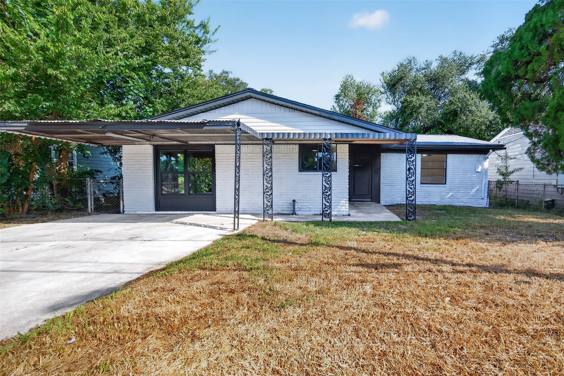 4637 Brinkley Street, Houston, TX 77051 Covered carport with ample additional parking space.