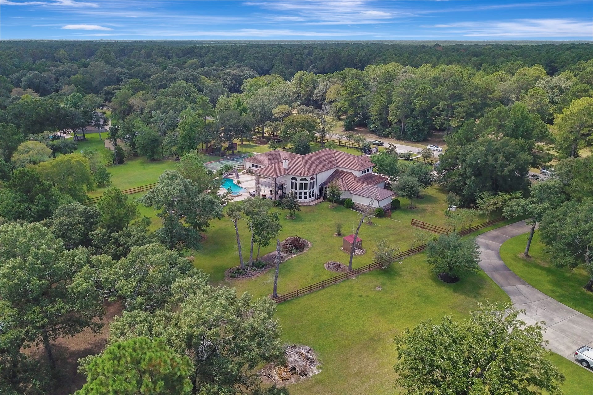 20 Lakefield Boulevard, Magnolia, TX 77355 20 Lakefield Boulevard, Magnolia, TX 77355