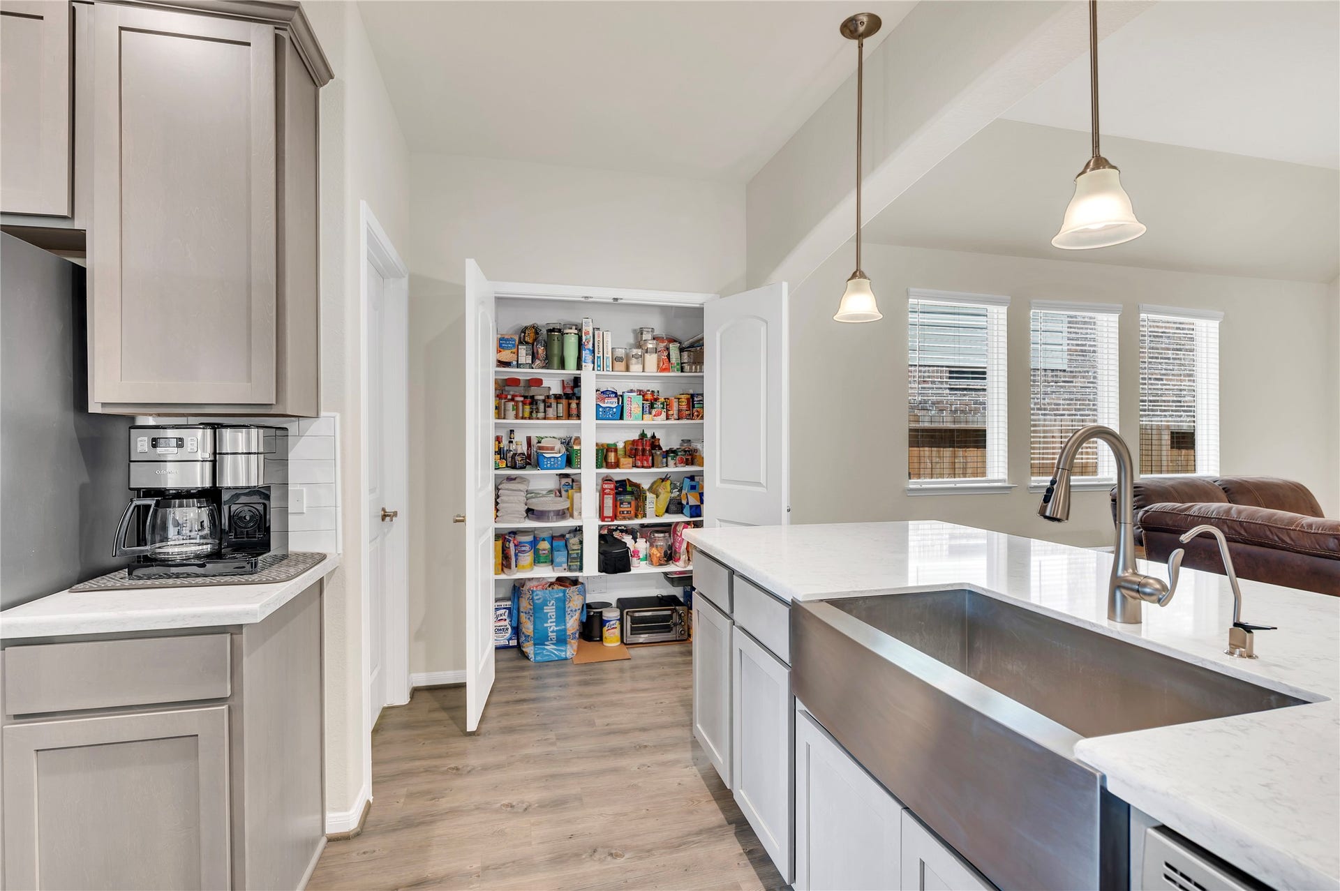 1849 Kenley Way, Alvin, TX 77511 1849 Kenley Way, Alvin, TX 77511