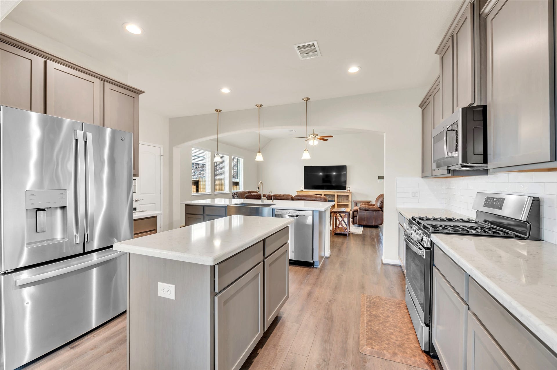 1849 Kenley Way, Alvin, TX 77511 1849 Kenley Way, Alvin, TX 77511