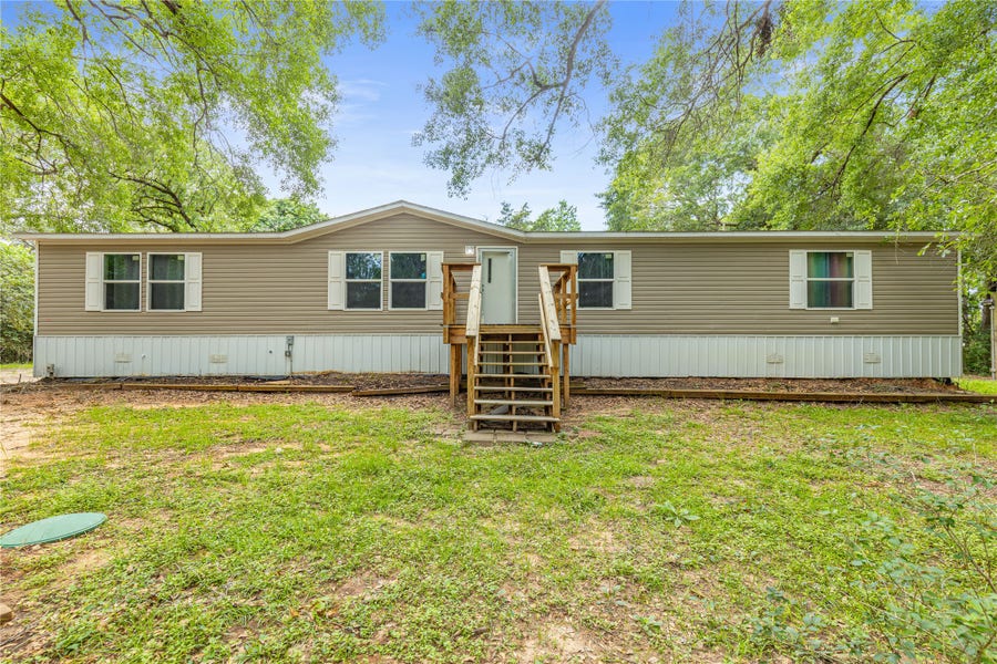 Property photo for 7362 Washington Avenue, Montgomery, TX