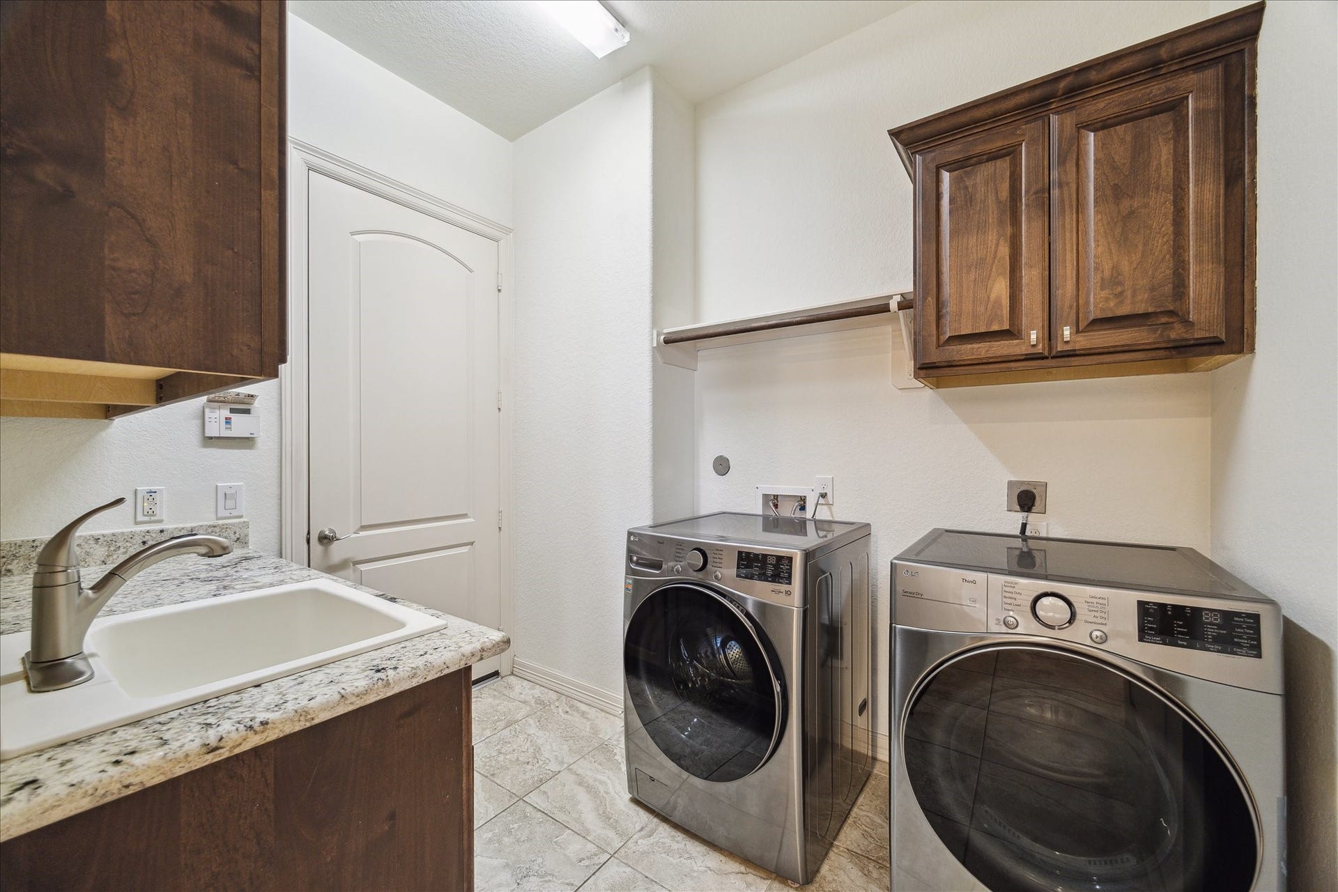 4706 Bellwood Springs Lane, Sugar Land, TX 77479 4706 Bellwood Springs Lane, Sugar Land, TX 77479