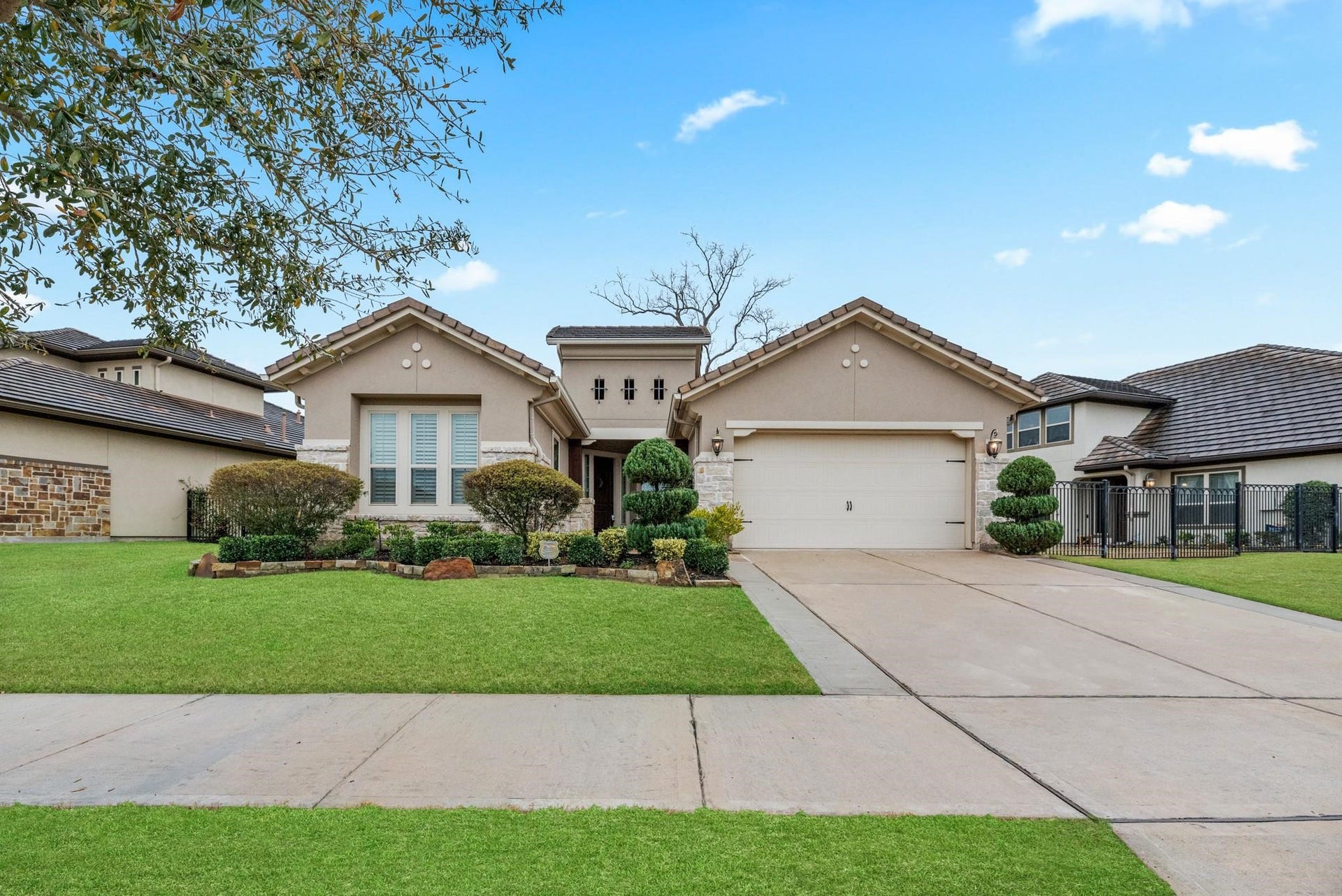 4706 Bellwood Springs Lane, Sugar Land, TX 77479 4706 Bellwood Springs Lane, Sugar Land, TX 77479