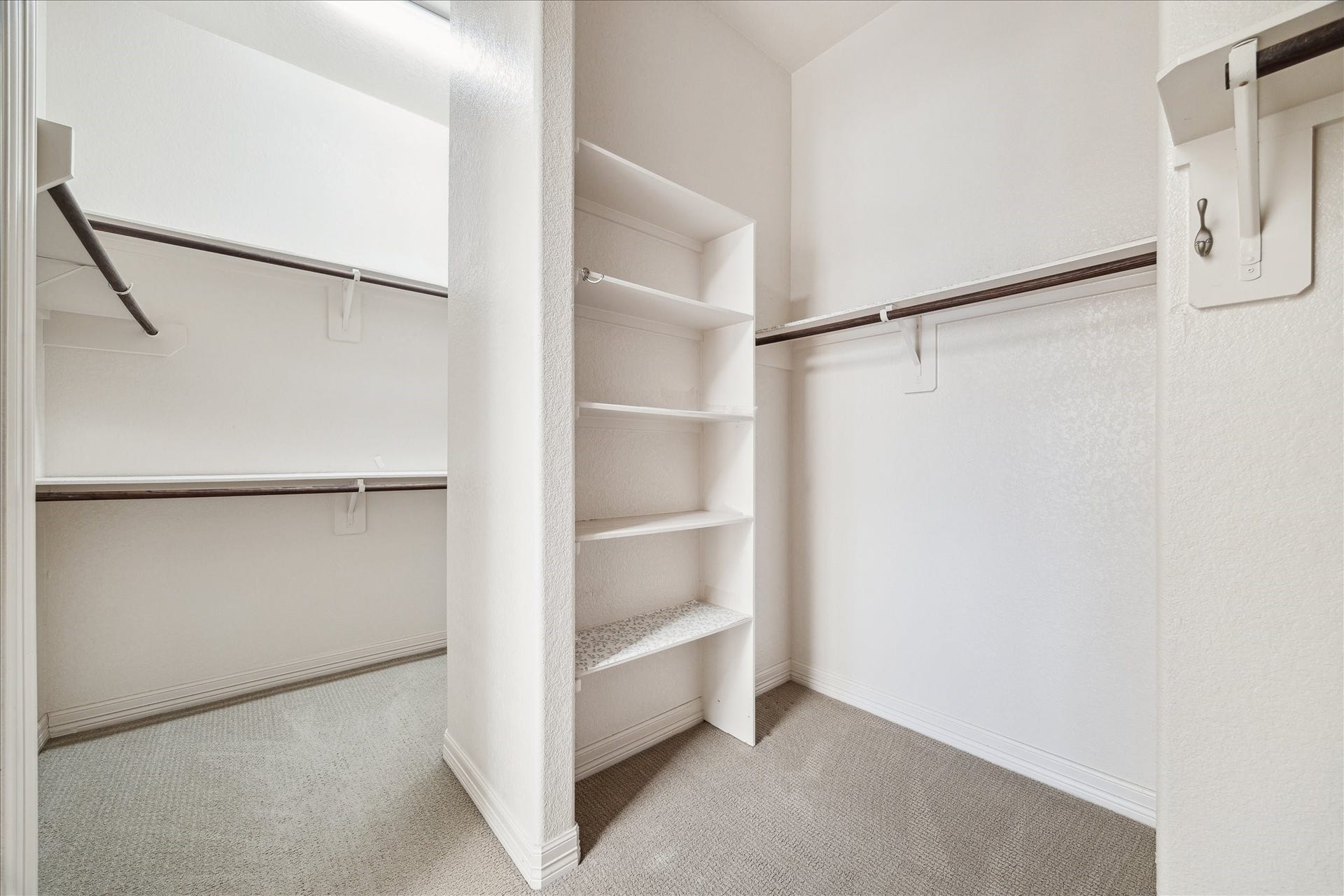 4706 Bellwood Springs Lane, Sugar Land, TX 77479 4706 Bellwood Springs Lane, Sugar Land, TX 77479