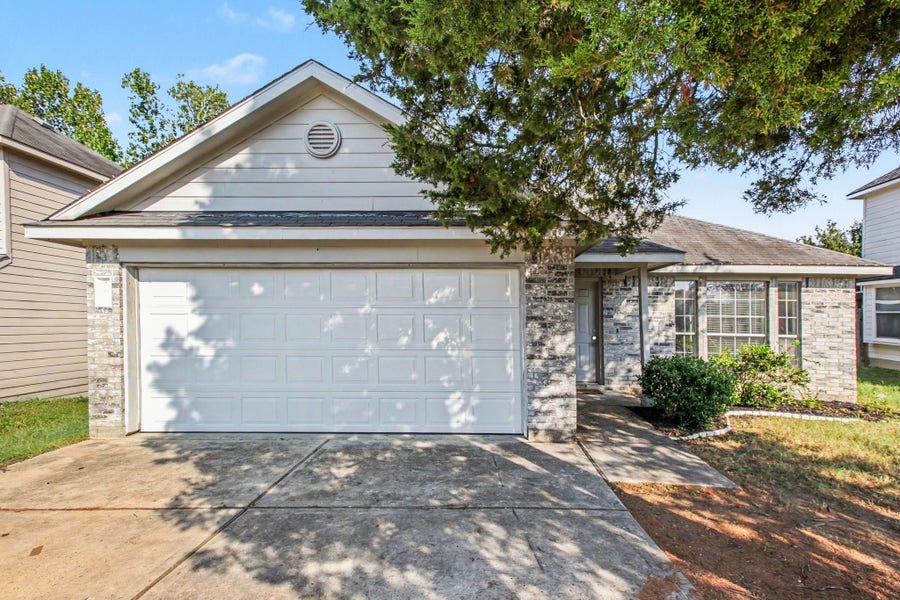Property photo for 14021 Buckskin Drive, Willis, TX