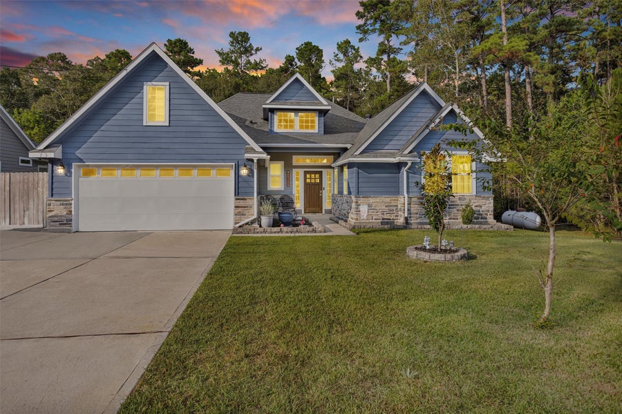 Property photo for 1057 Magnolia Point Drive, Huffman, TX