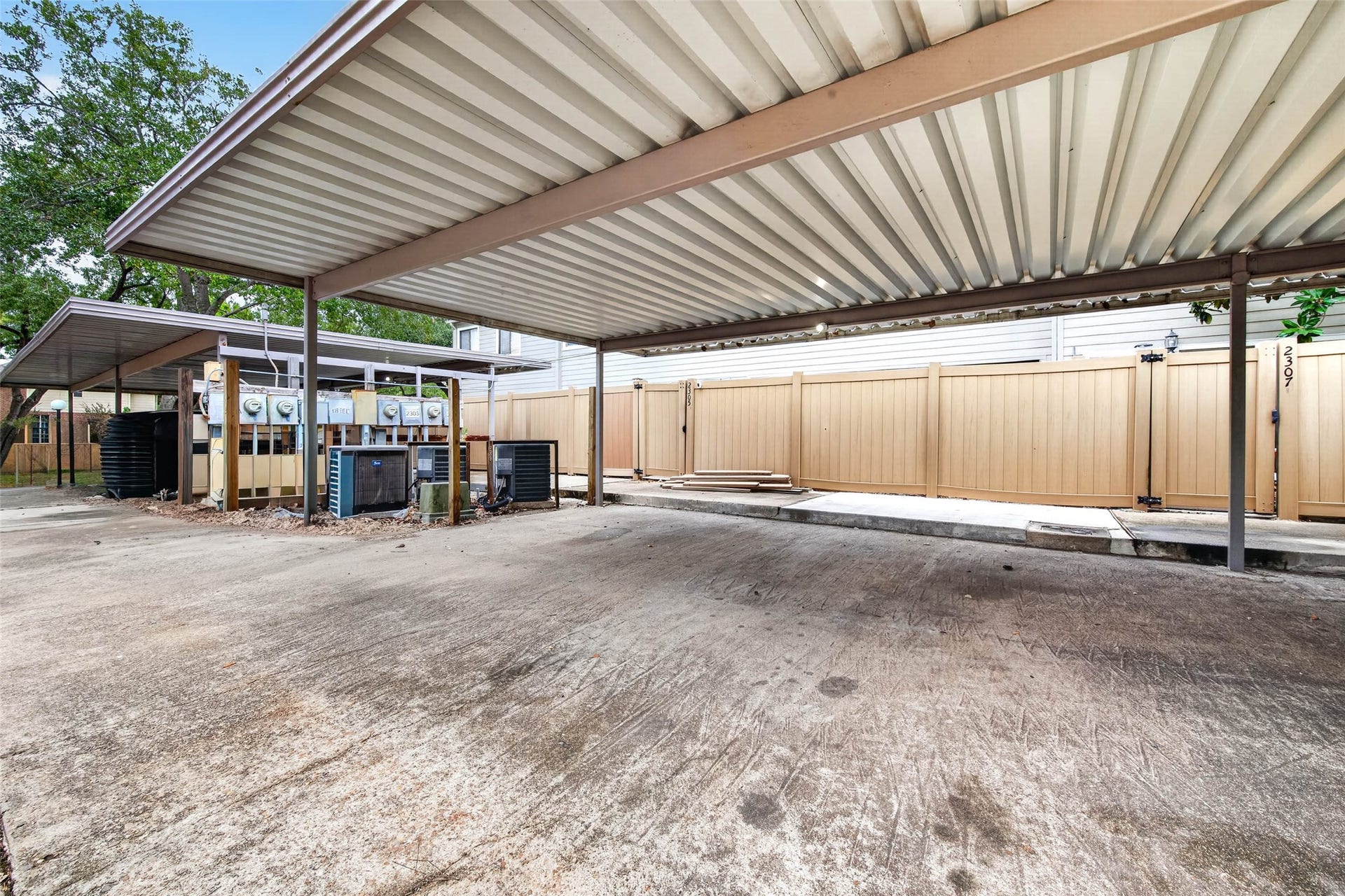 2305 Briarwest Boulevard, Houston, TX 77077 2305 Briarwest Boulevard, Houston, TX 77077