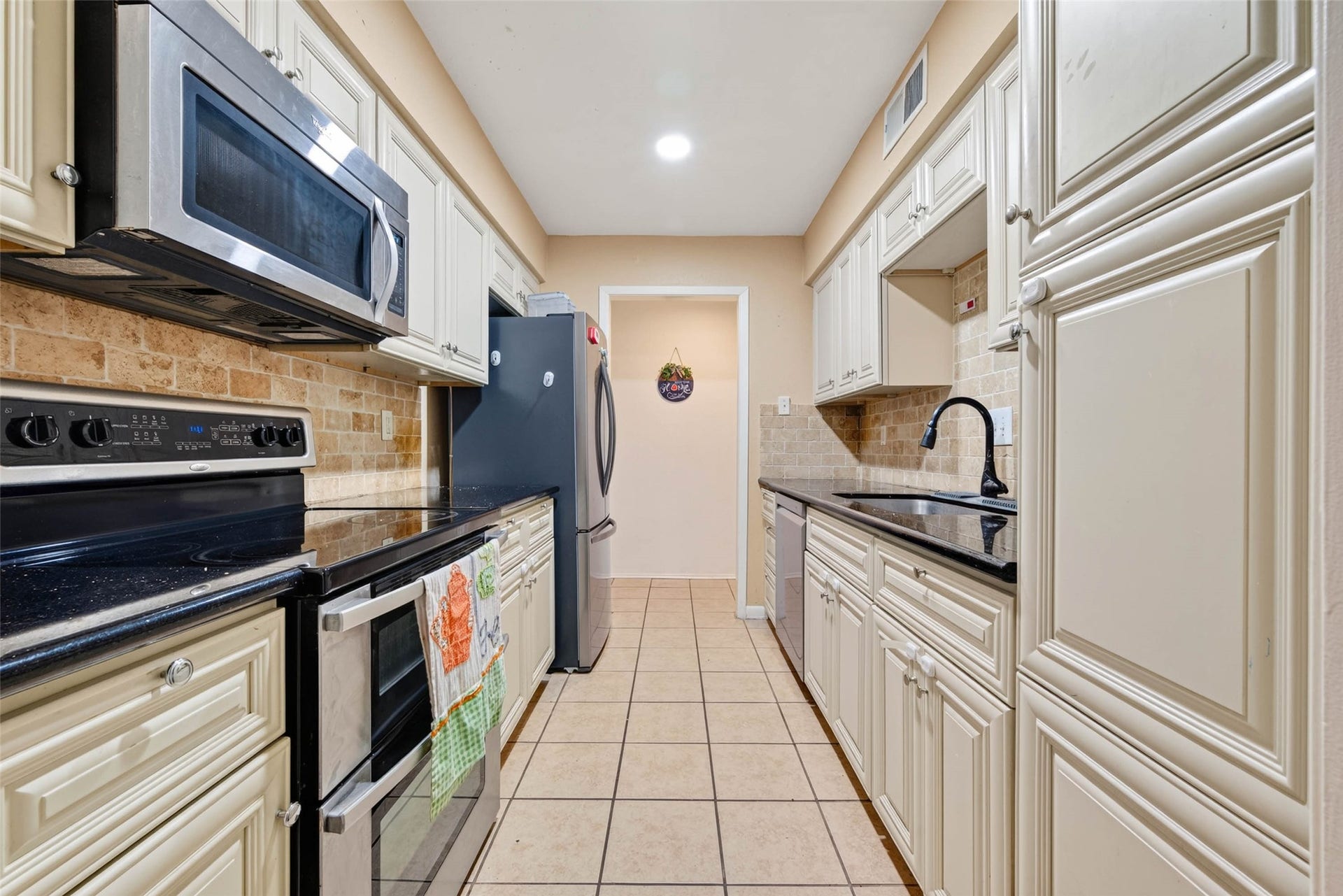 2305 Briarwest Boulevard, Houston, TX 77077 2305 Briarwest Boulevard, Houston, TX 77077