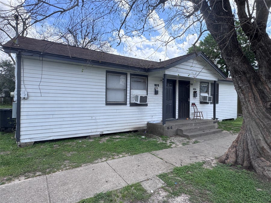 Property photo for 1610 Mystic Street, Houston, TX