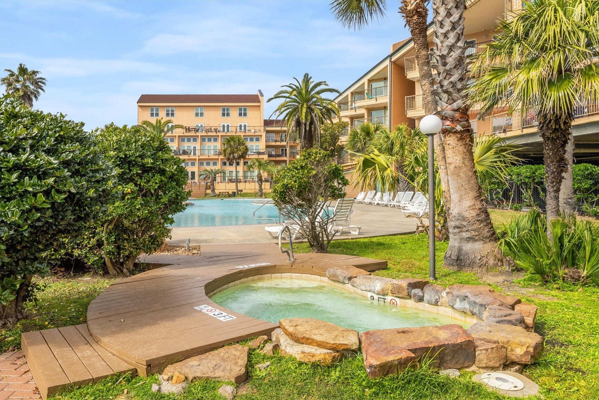 9520 Seawall Boulevard, #319, Galveston, TX 77554 9520 Seawall Boulevard, #319, Galveston, TX 77554