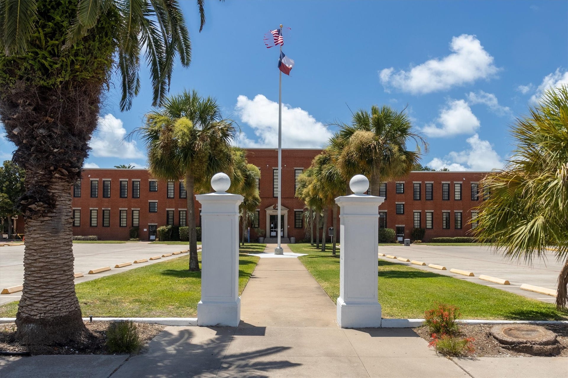 9520 Seawall Boulevard, #319, Galveston, TX 77554 9520 Seawall Boulevard, #319, Galveston, TX 77554