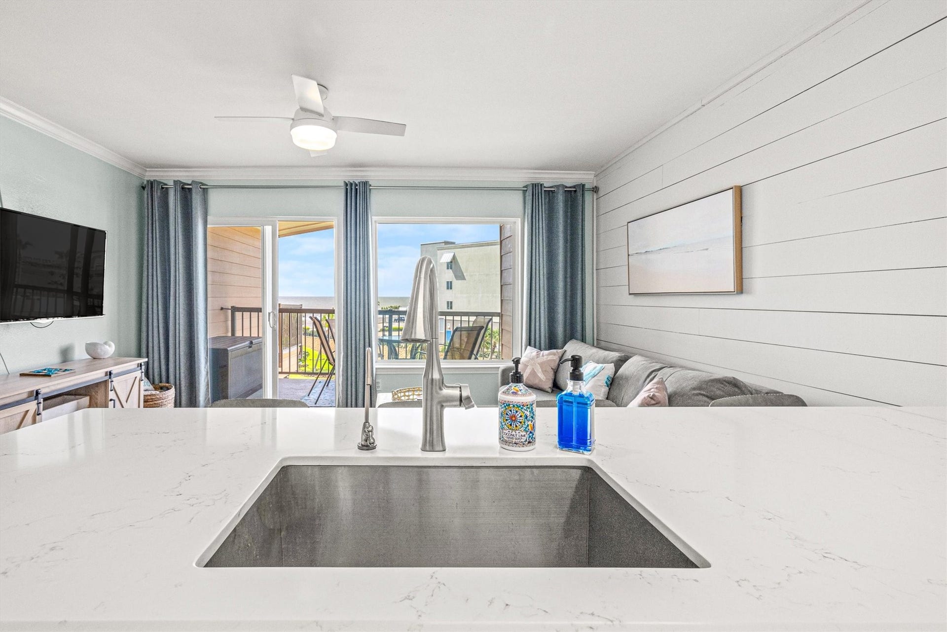 9520 Seawall Boulevard, #319, Galveston, TX 77554 9520 Seawall Boulevard, #319, Galveston, TX 77554