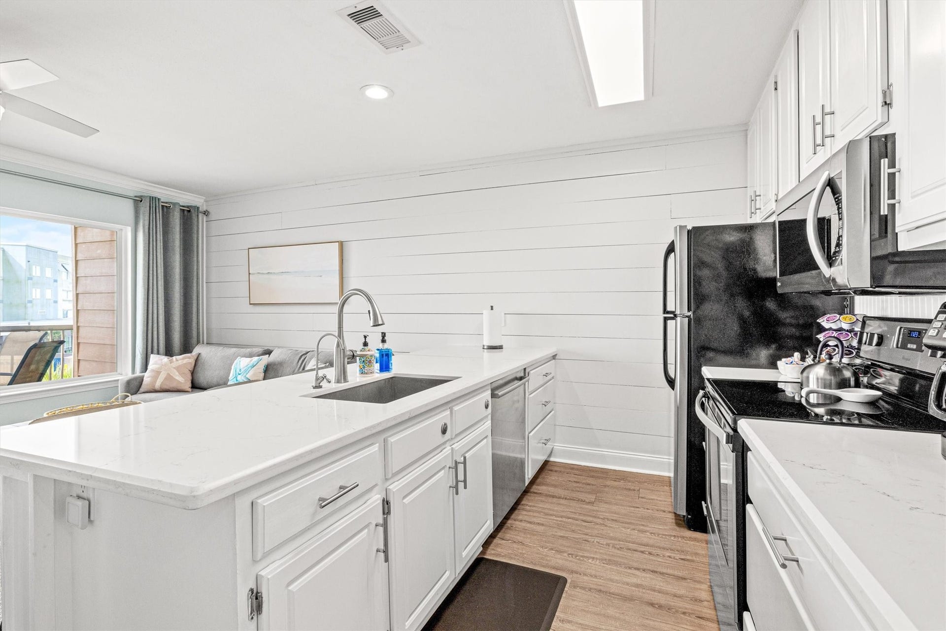 9520 Seawall Boulevard, #319, Galveston, TX 77554 9520 Seawall Boulevard, #319, Galveston, TX 77554