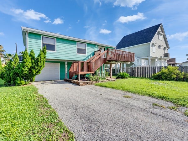 Property photo for 16542 John Silver Road, Jamaica Beach, TX