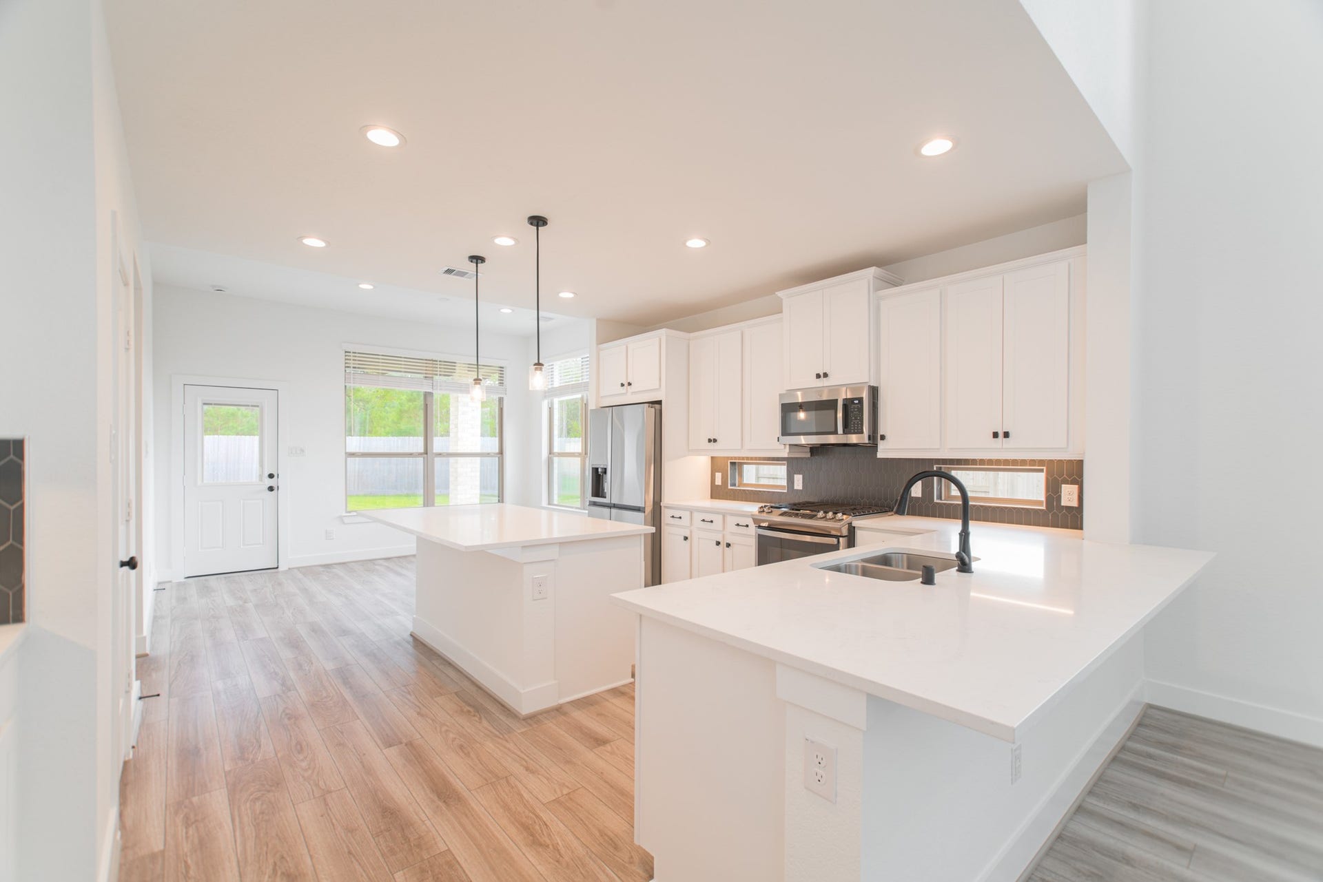 17914 Purple Amaranth, Conroe, TX 77385 17914 Purple Amaranth, Conroe, TX 77385