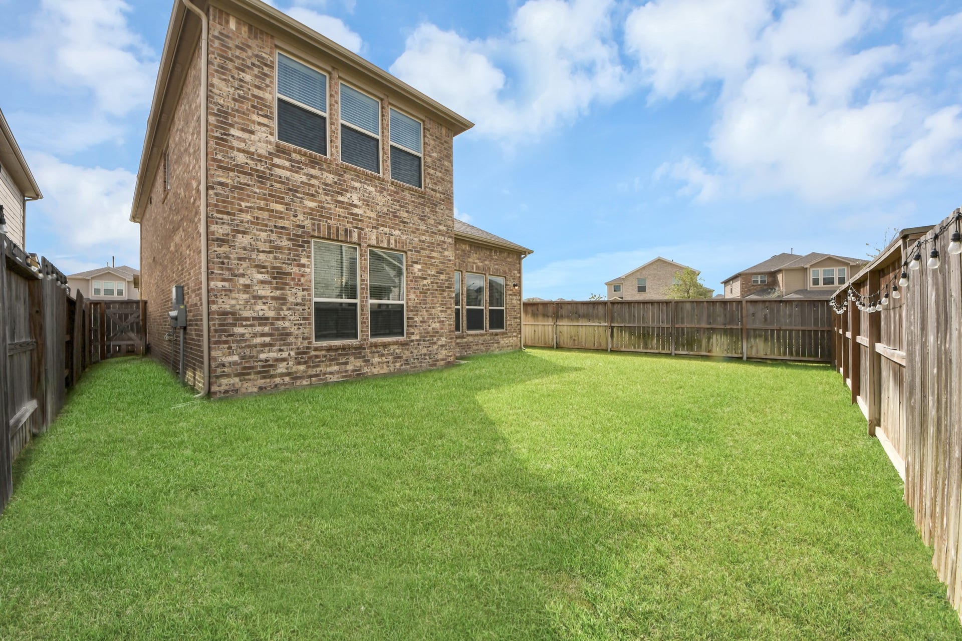 1055 Greenshank Drive, Katy, TX 77493 1055 Greenshank Drive, Katy, TX 77493