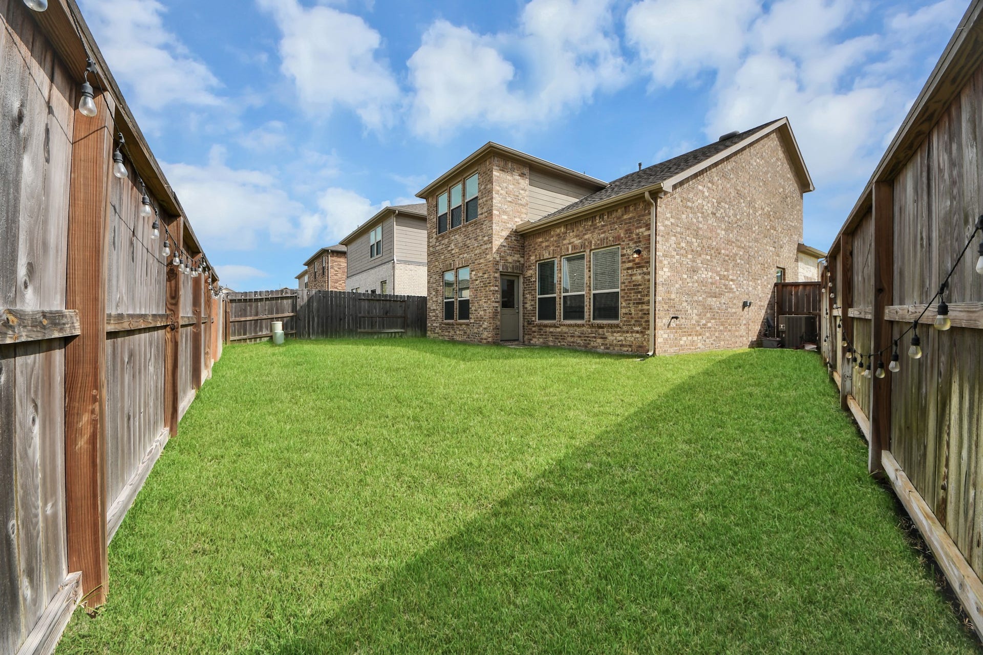 1055 Greenshank Drive, Katy, TX 77493 1055 Greenshank Drive, Katy, TX 77493