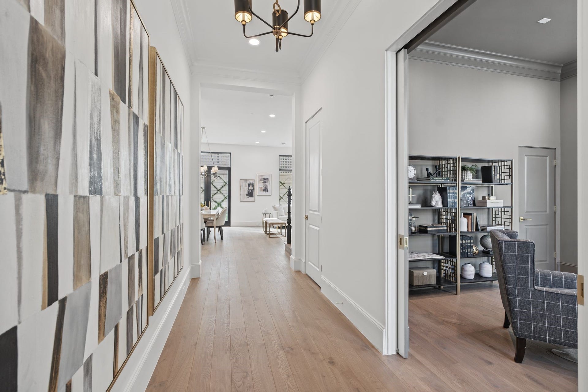 25 Wentworth Gate Path, Houston, TX 77027 25 Wentworth Gate Path, Houston, TX 77027