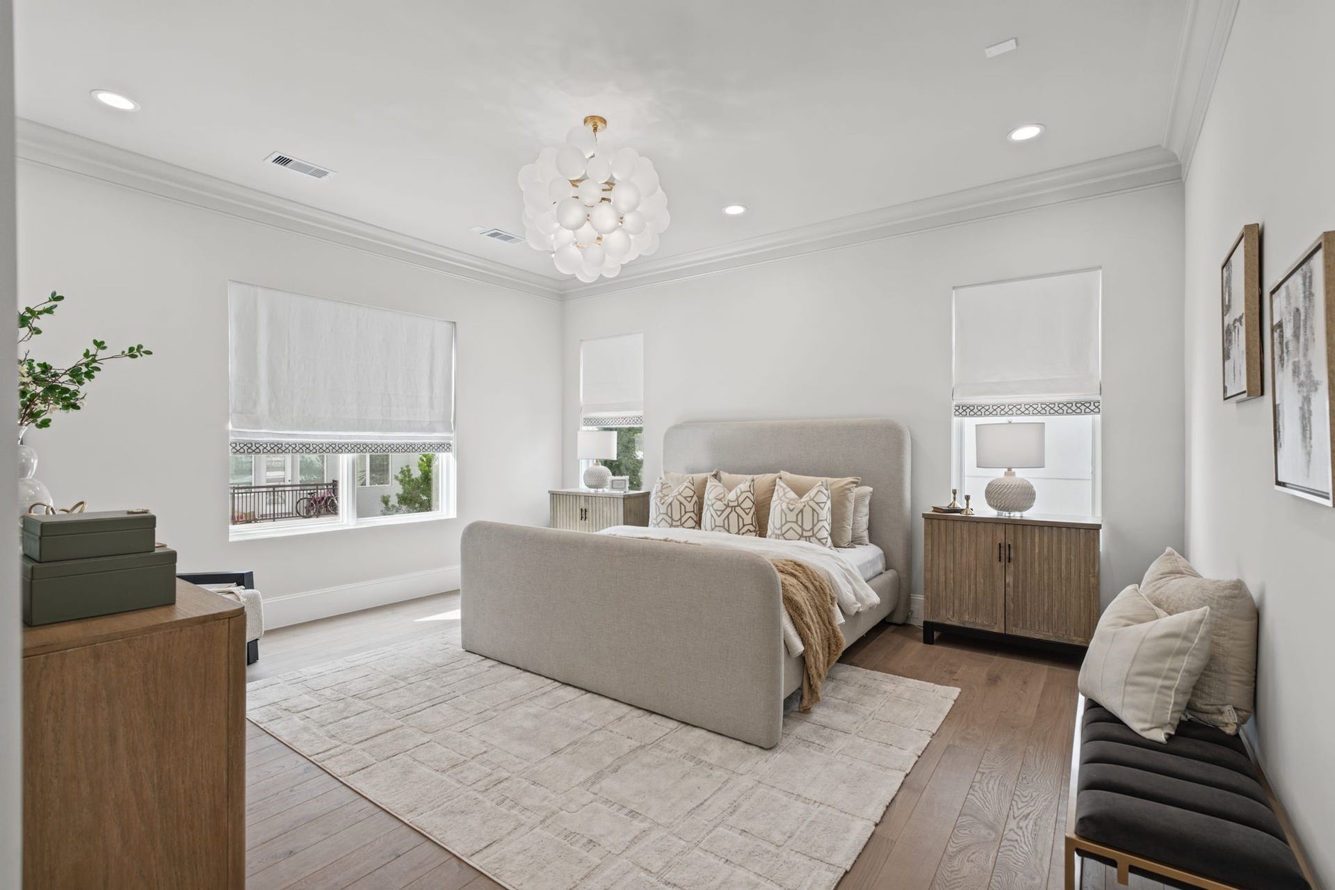 25 Wentworth Gate Path, Houston, TX 77027 25 Wentworth Gate Path, Houston, TX 77027