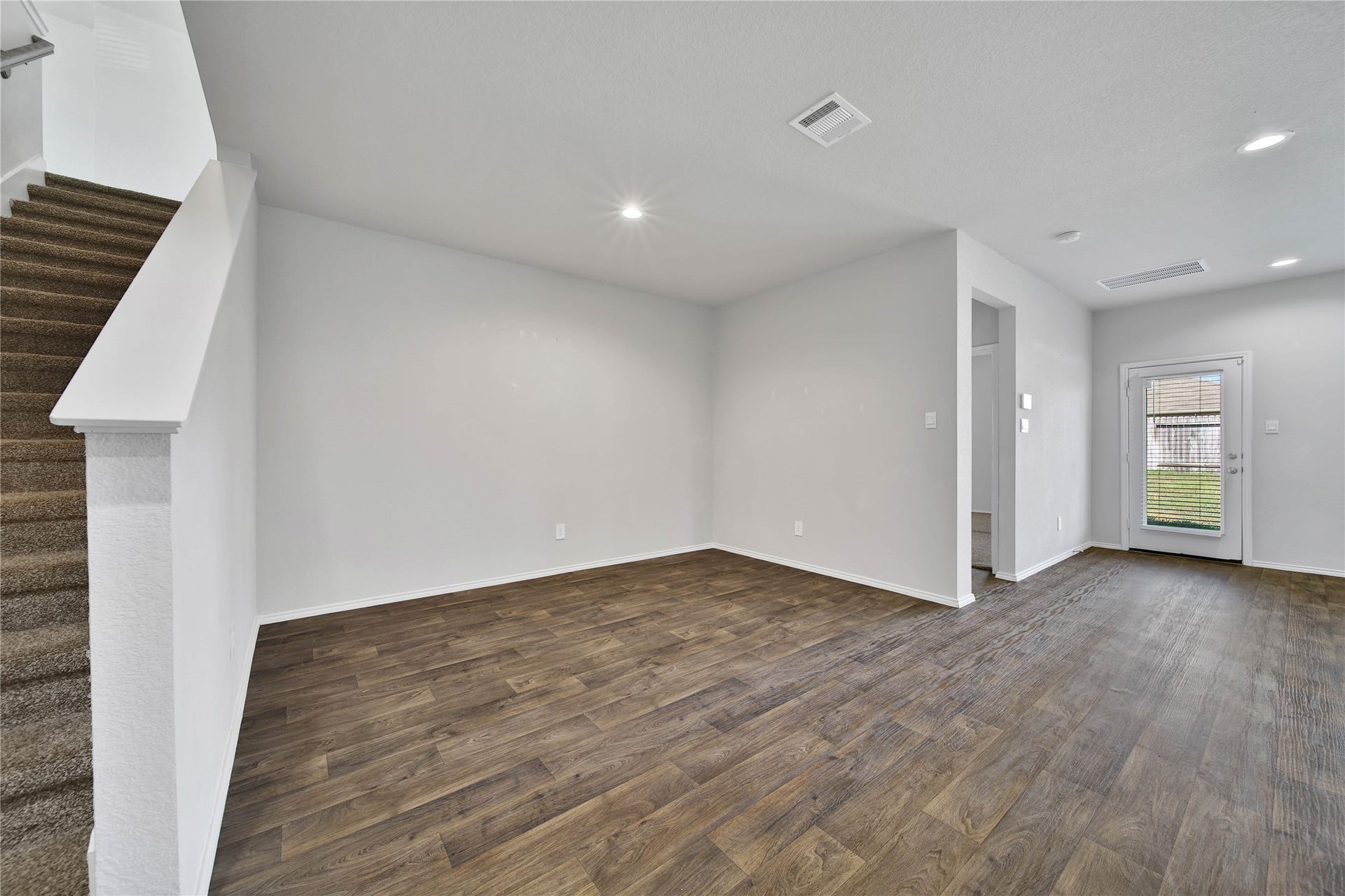21323 Pine Mill Drive, New Caney, TX 77357 21323 Pine Mill Drive, New Caney, TX 77357