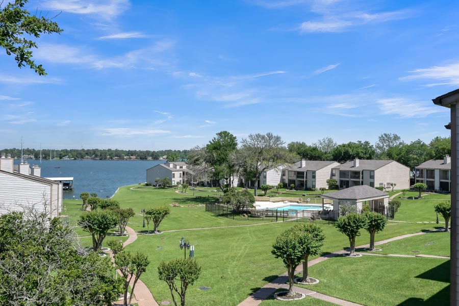 Property photo for 301-Building D Lakeview Terrace, Conroe, TX