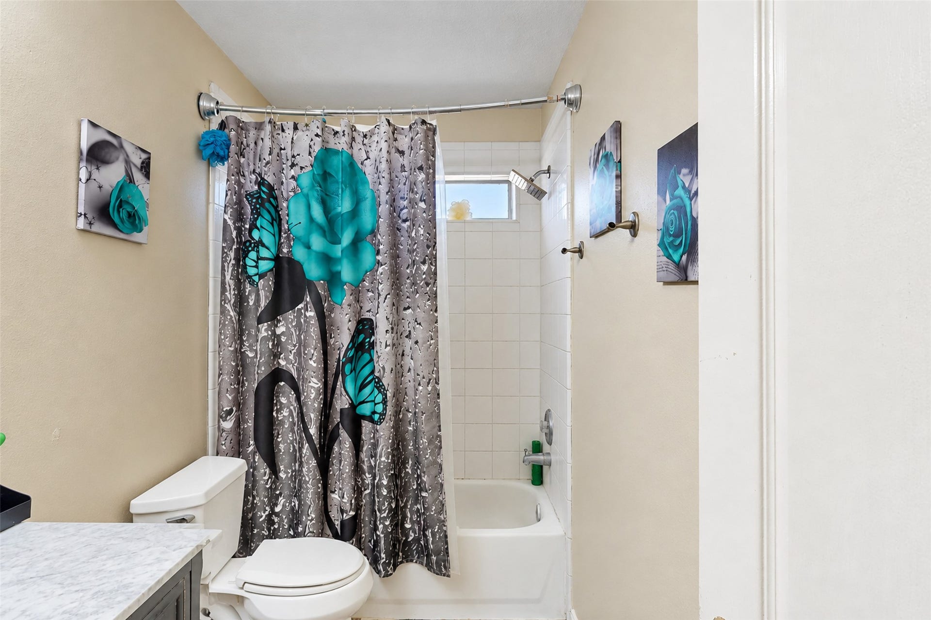 2207 Longspur Lane, League City, TX 77573 2207 Longspur Lane, League City, TX 77573
